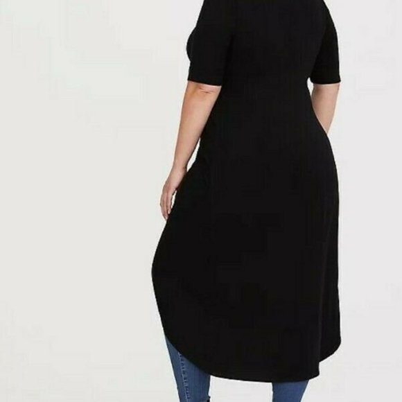 Torrid Assymetrical Knotted Tunic Black Size 0X - Picture 2 of 6
